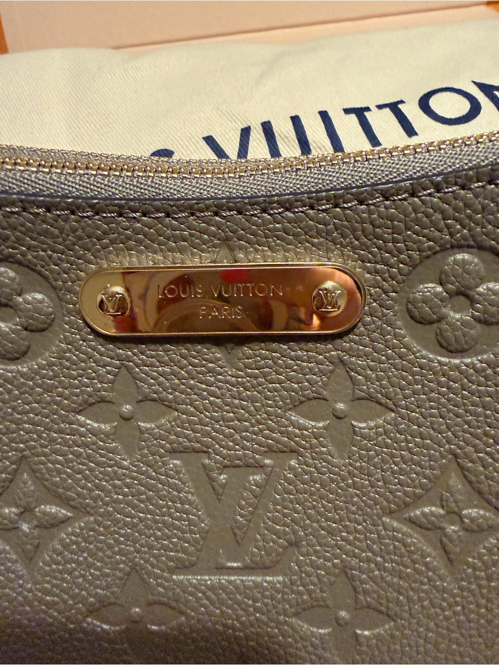 Louis Vuitton Olive Green Empreinte Multi-Pochette with Gold Hardware - Picture 6 of 11